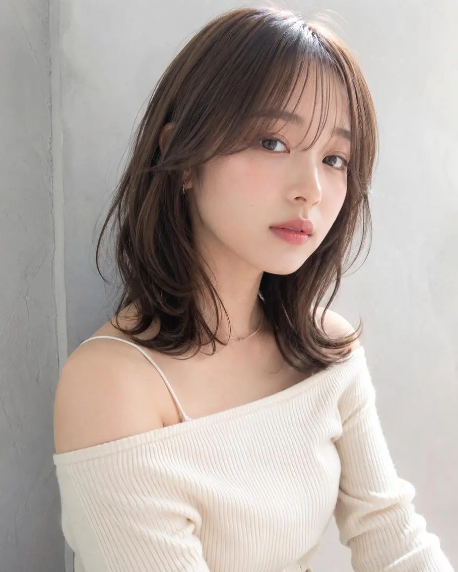 ミディアム カラー 透明感カラー 髪質改善 似合わせカット loty すずなのヘアスタイル