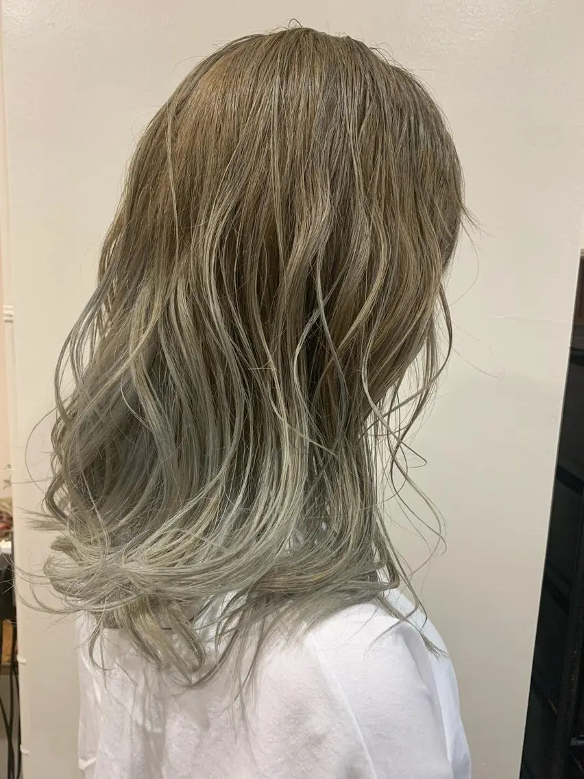 ロング アッシュ ヘアカラー トリートメント ヘッドスパ ヘアセット 大宮/山口 竣也のヘアスタイル