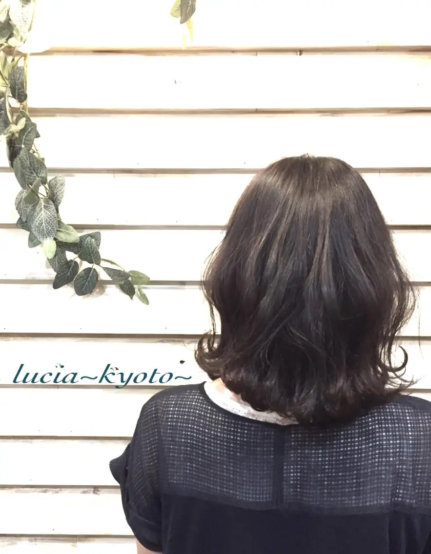 ミディアム 外ハネヘア カラー特化サロン茶屋 町Furukuboのヘアスタイル