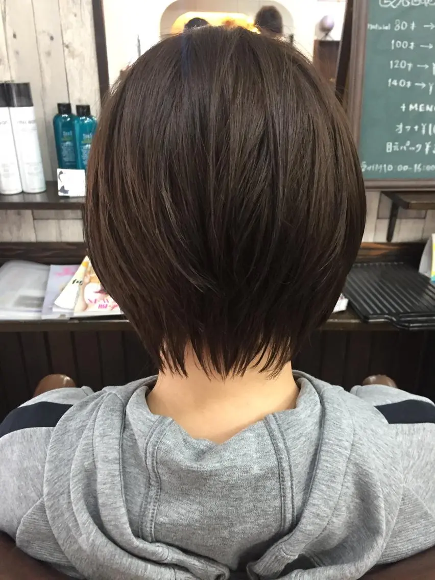 カラー 中山 ルミ子のヘアスタイル