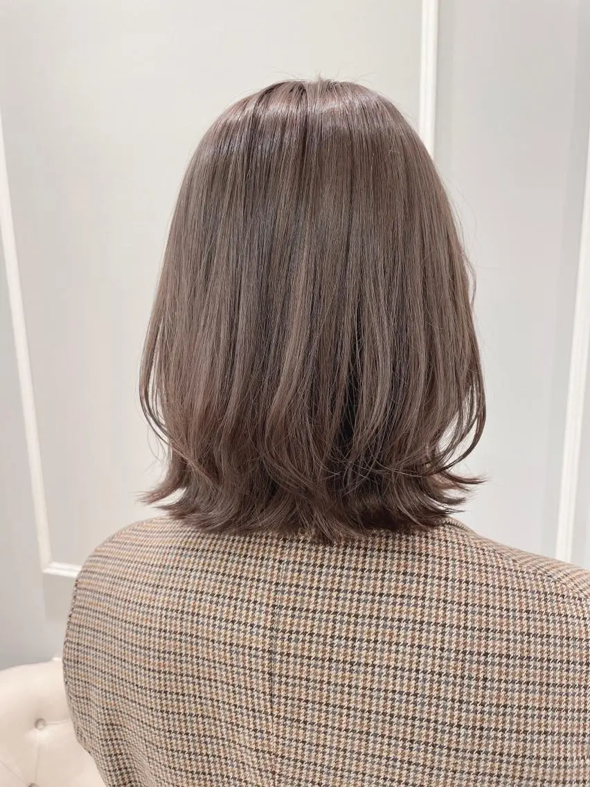 ミディアム カラー グレージュ カット ヘアカラー トリートメント 🦖鶴岡 香純🦖のヘアスタイル
