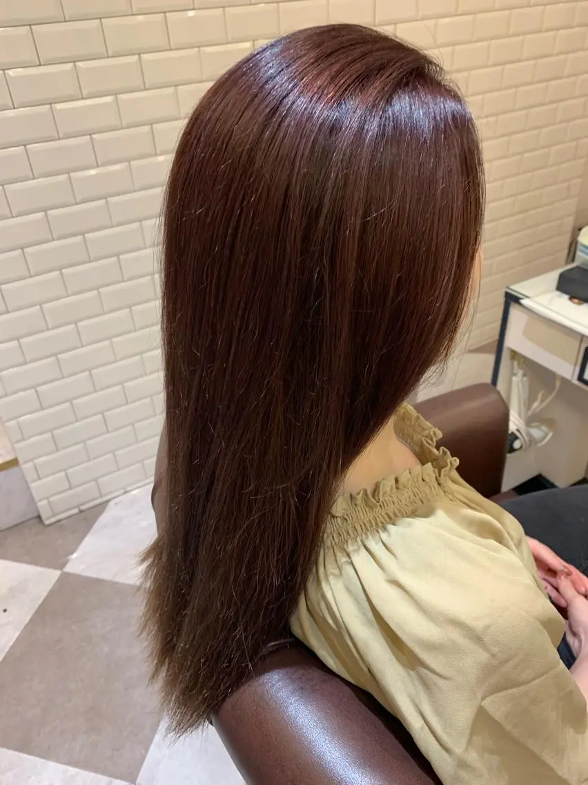 ロング カラー 粟田 めぐみのヘアスタイル