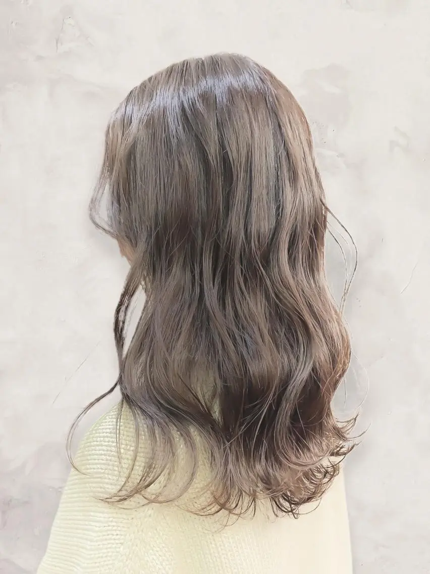 ロング 顔まわりレイヤー 顔周りカット 髪質改善 レイヤーカット 小顔カット カット ヘアカラー トリートメント グレージュ×レイヤー 藤生 和宏のヘアスタイル