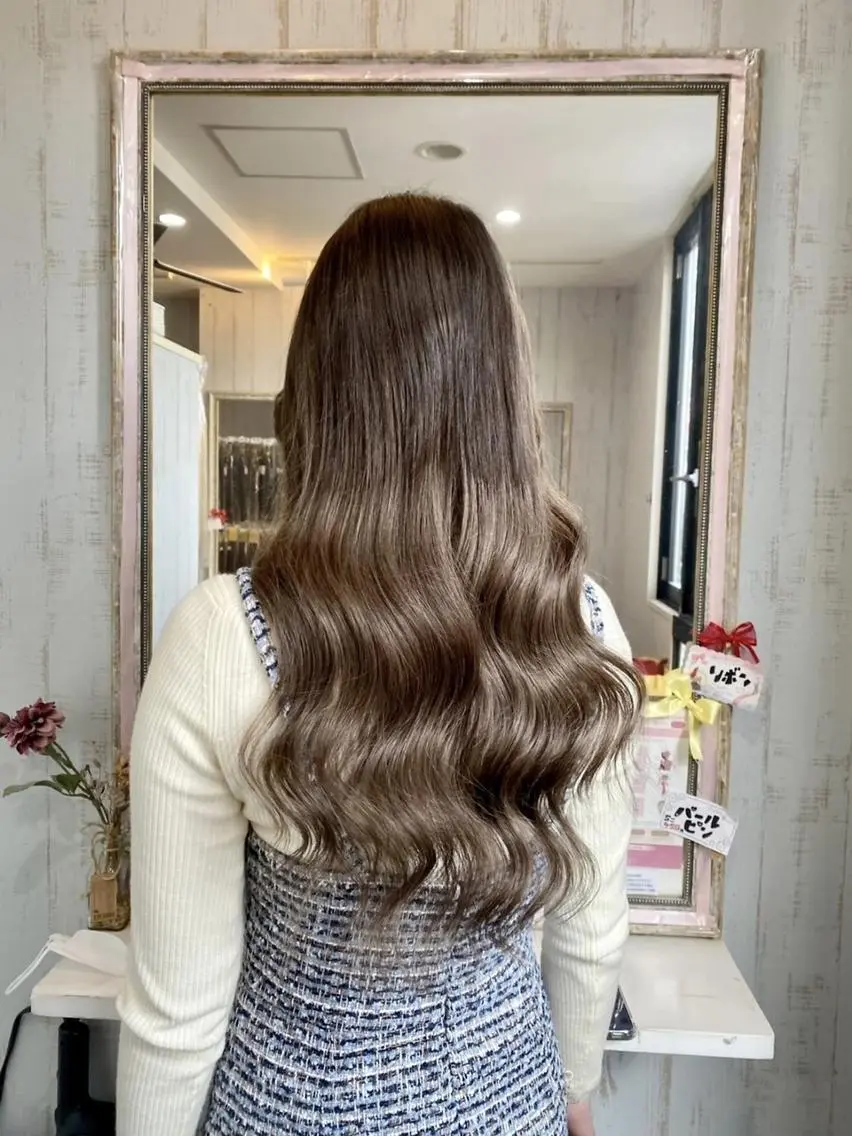 ロング カラー 大阪レミーエクステ チビ編み込みのヘアスタイル
