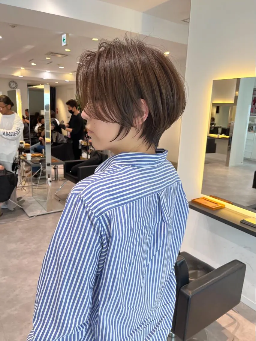 ショート カット 襟足でお悩みの方✂︎ くびれ職人ハシモトのヘアスタイル