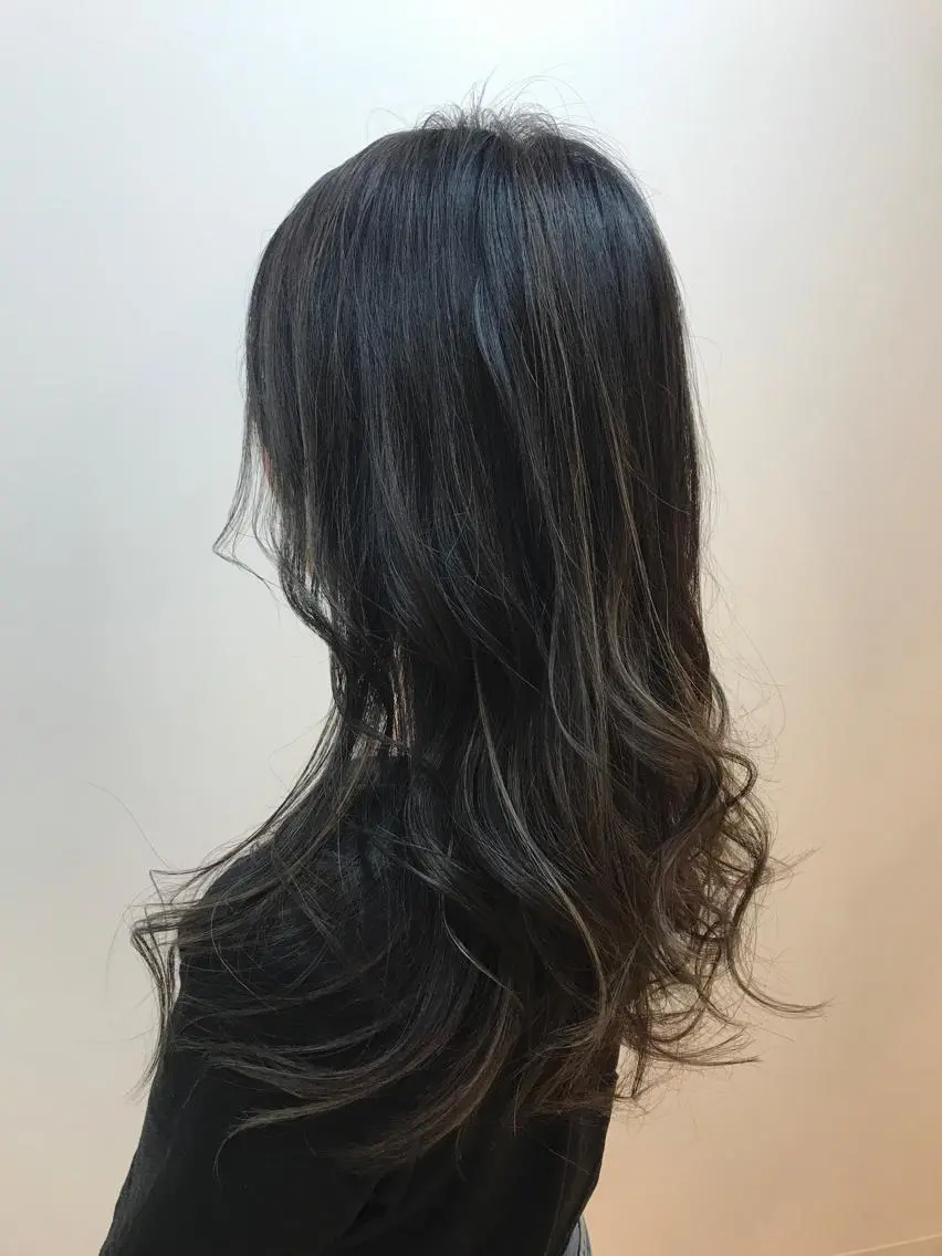 ロング カラー カット ヘアカラー 湯浅 了一のヘアスタイル