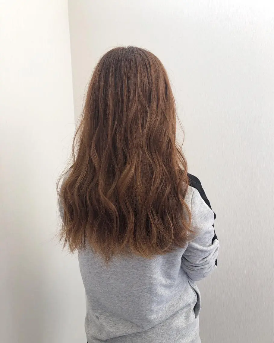 ロング カラー ブラウンカラー オレンジ オレンジブラウン 白井 つづりのヘアスタイル