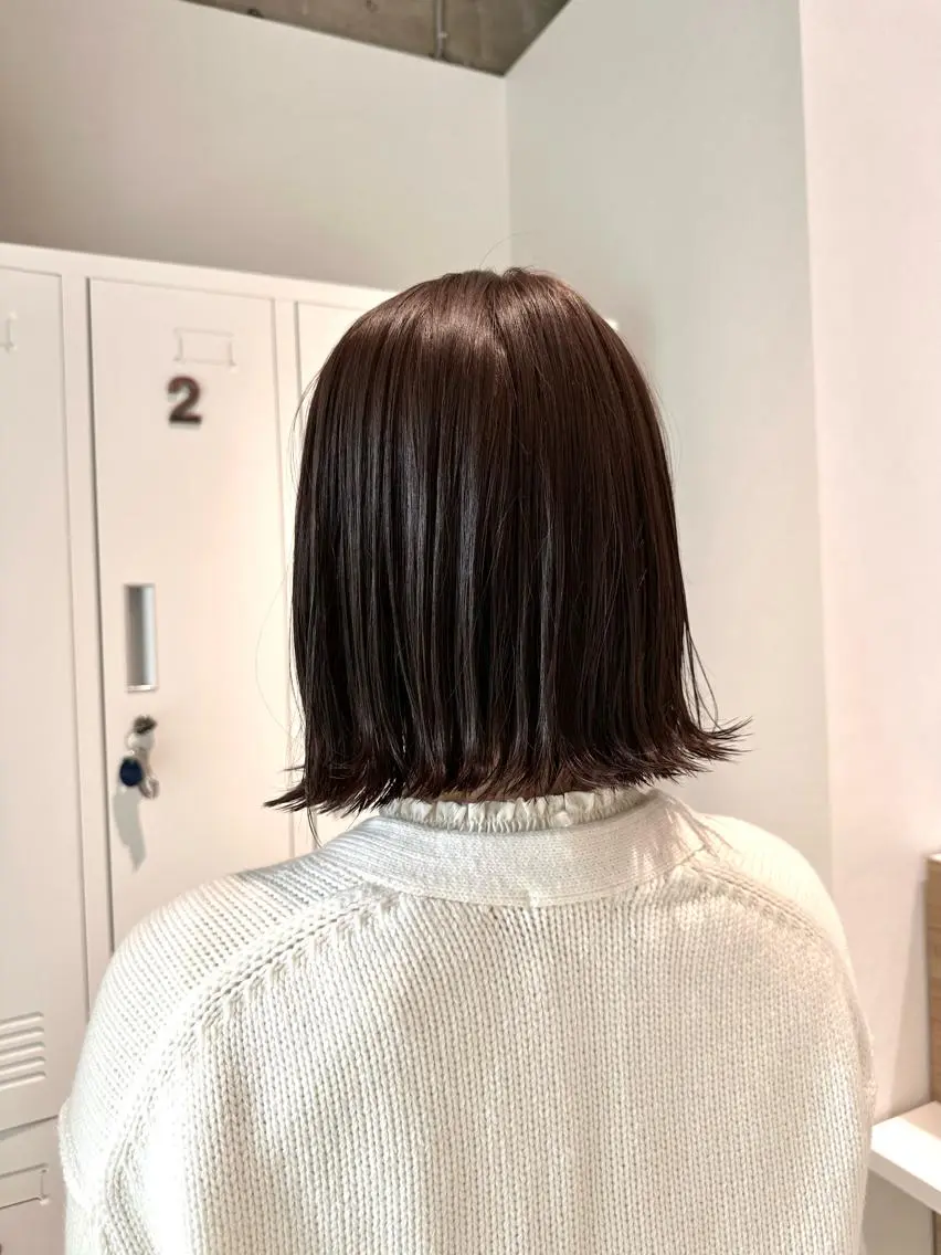 ミディアム カラー グレージュ ボブ Annie 吉田 裕美のヘアスタイル