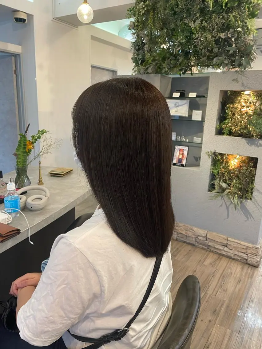 ミディアム カラー カット ヘアカラー VISAGE ba.sk 金子詩帆のヘアスタイル