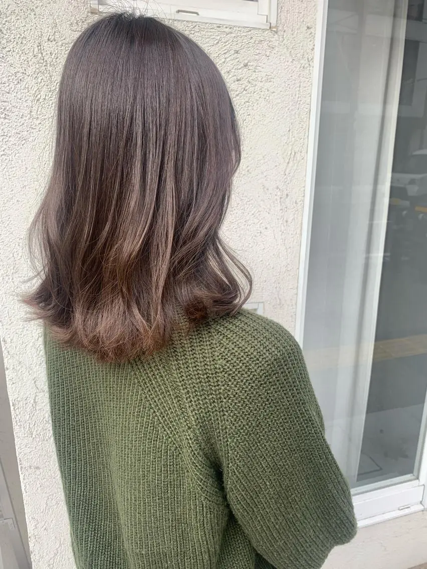 ミディアム カット ヘッドスパ SHU NTAのヘアスタイル