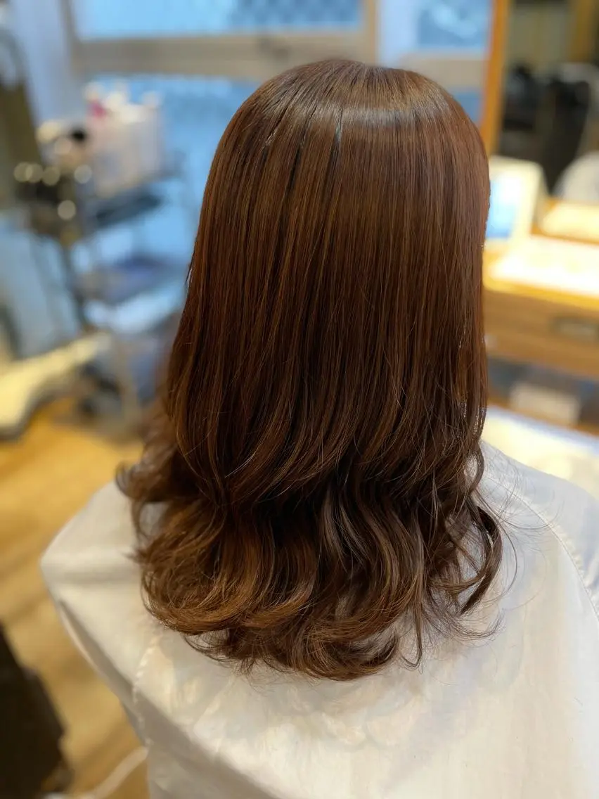 セミロング カラー ヘアカラー トリートメント 佐藤 美幸のヘアスタイル