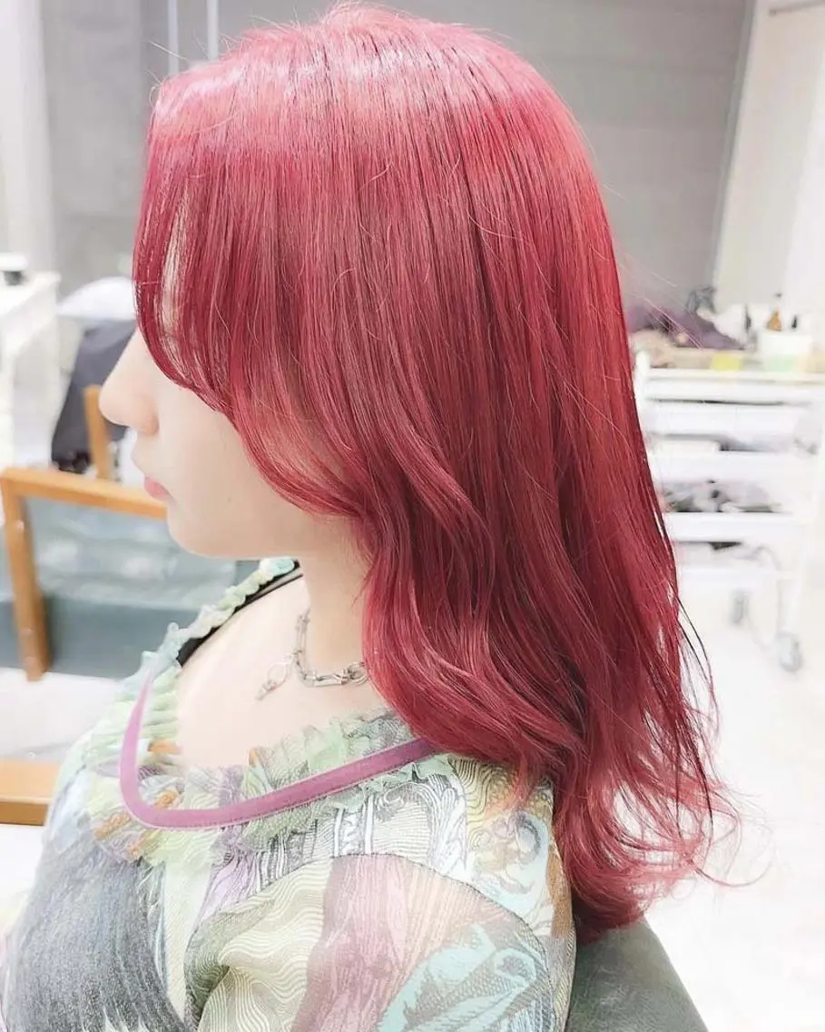 セミロング カラー ヘアアレンジ ブリーチ ケアブリーチ 透明感カラー デザインカラー ハイトーンカラー Days 透明感カラーのヘアスタイル