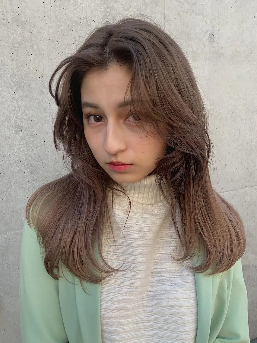 セミロング カラー 透明感カラー/ レイヤー🤎mamiのヘアスタイル