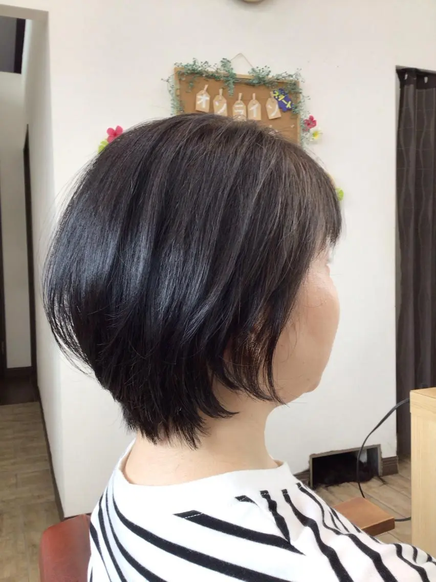 ショート カラー 💫カットパーマ💫 伊原虎太郎のヘアスタイル