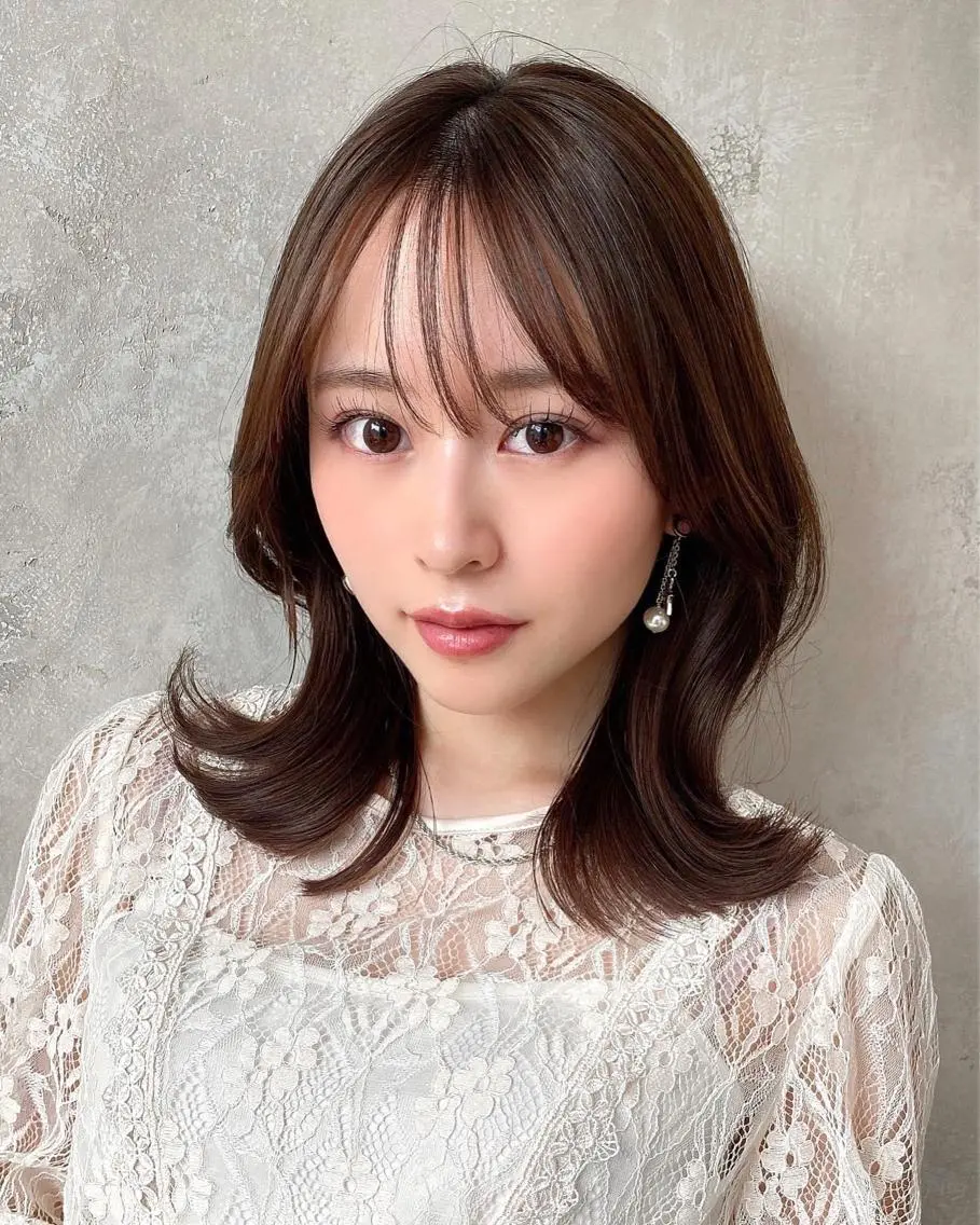 ミディアム くびれヘア 髪質改善 縮毛矯正 🧡くびれヘア/前髪 顔周り🧡久原結衣のヘアスタイル