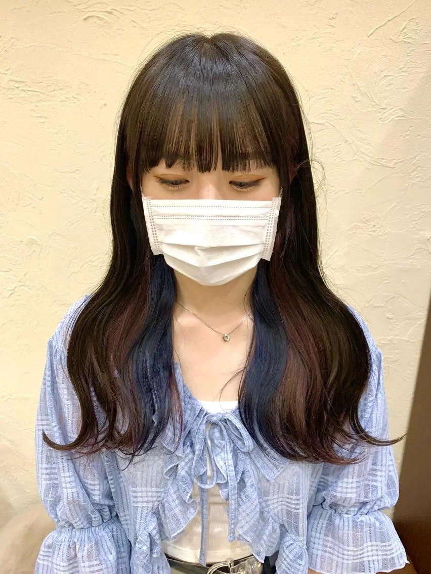 ロング ブリーチ🌈ハイトー ンカラー ✨アニカ✨のヘアスタイル