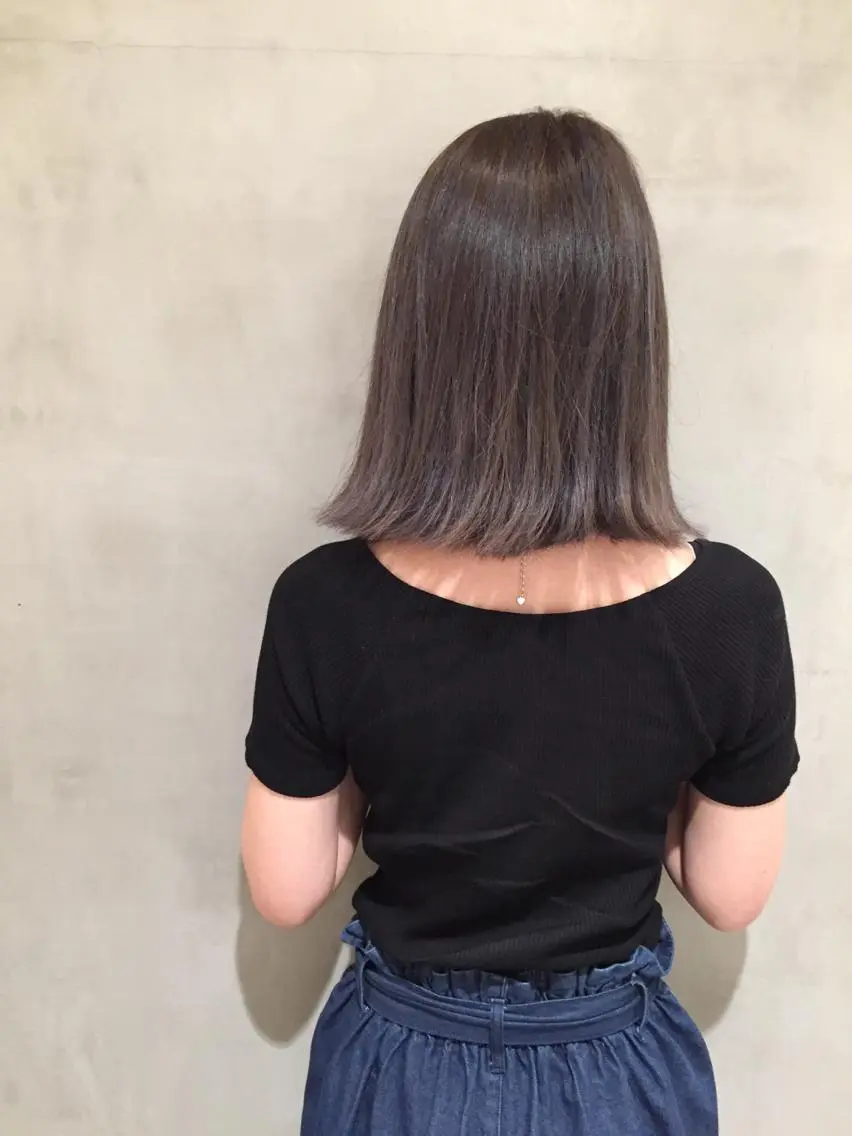 ミディアム カラー ハイライトカラー バイオレットカラー ハイライト 大西 直人のヘアスタイル
