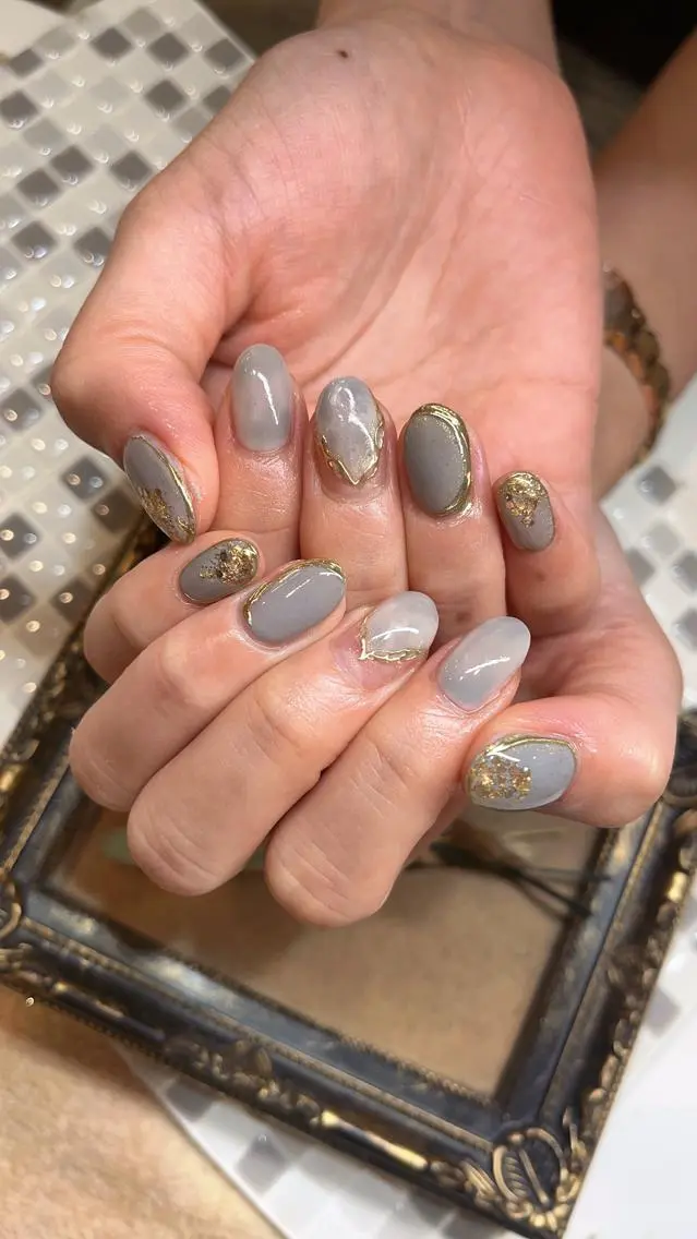 ネイル キラキラネイル ニュアンスネイル nailist yuiのネイルデザイン
