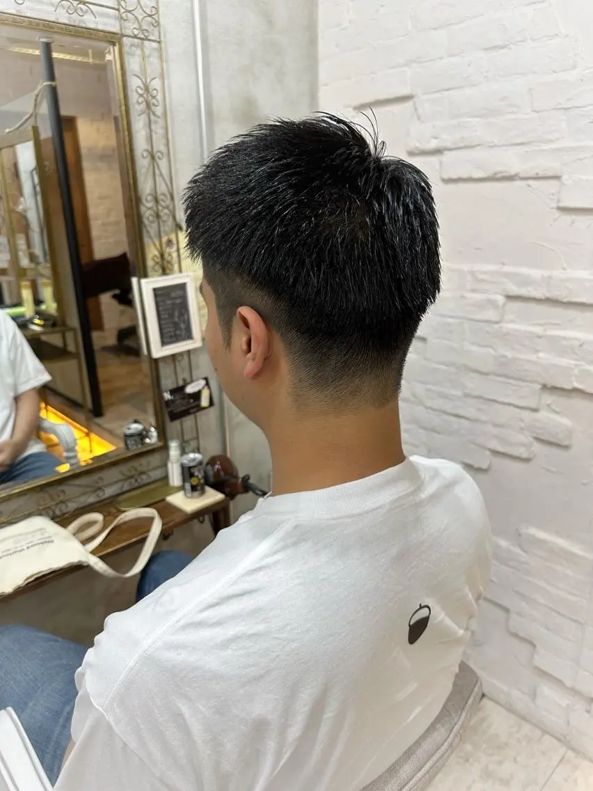 メンズ 刈り上げ カット スパのヘアスタイル