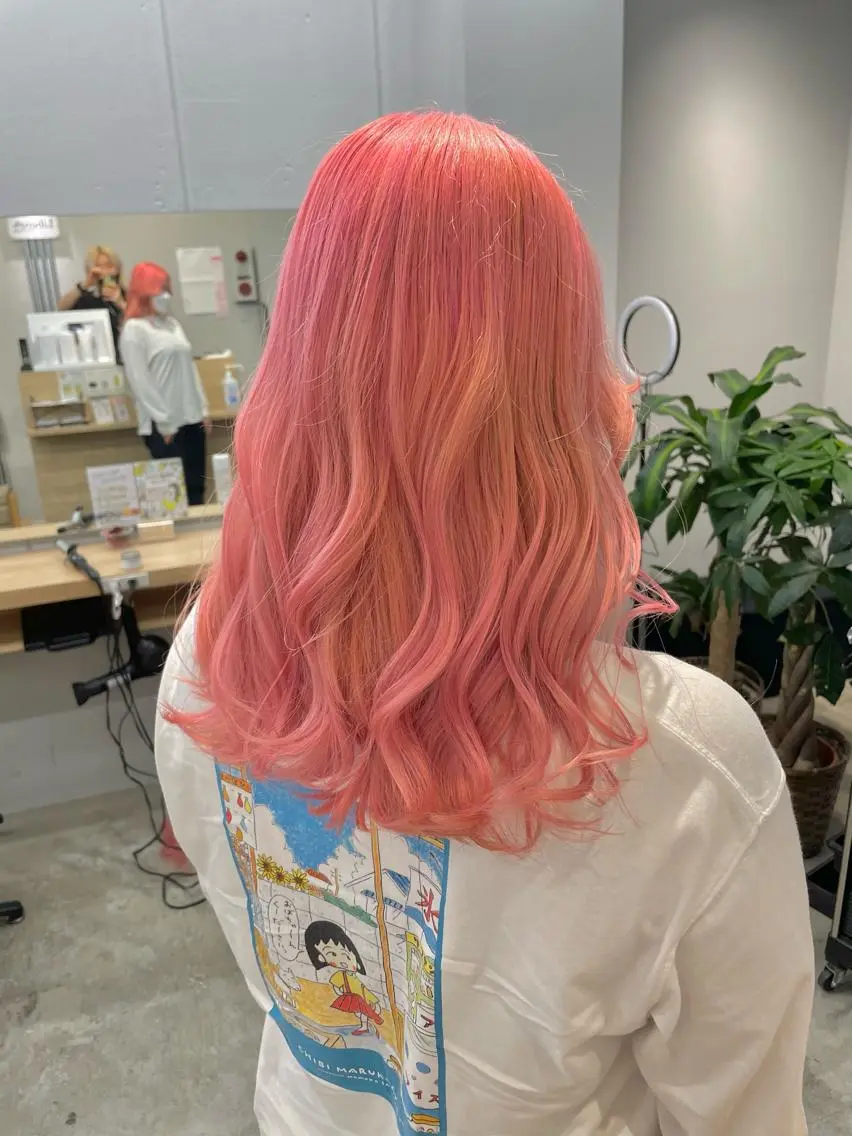 セミロング SAEKI【ior 】北千住店ブリーチのヘアスタイル