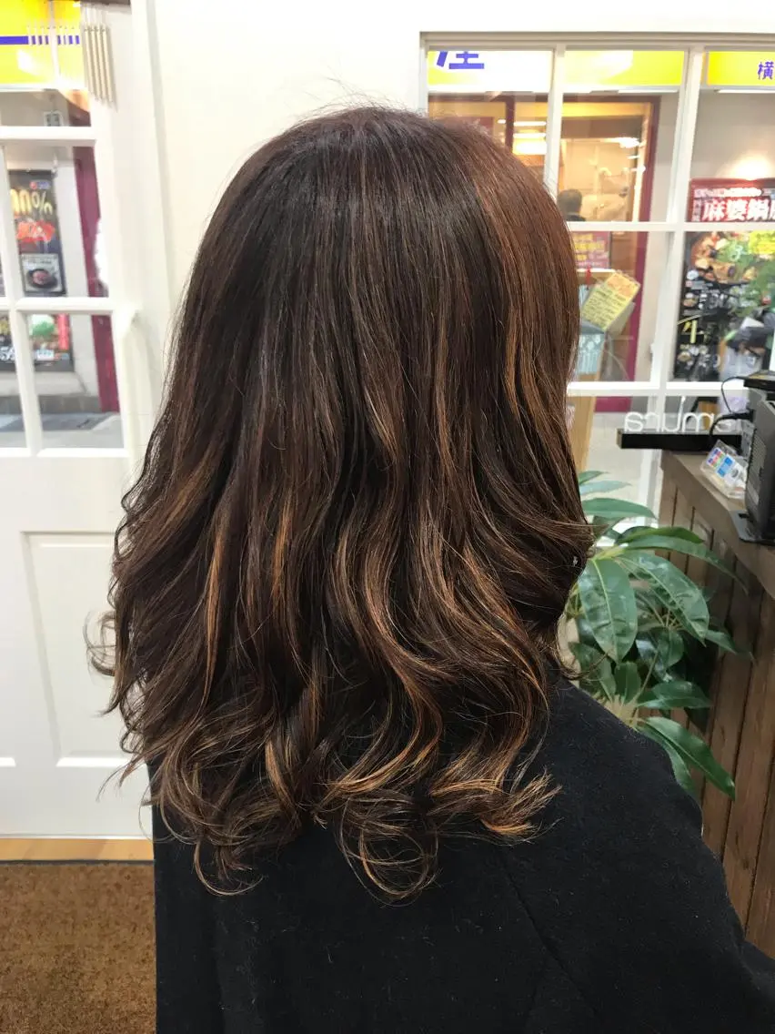 ロング パーマ デジタルパーマ 若林 亜季のヘアスタイル