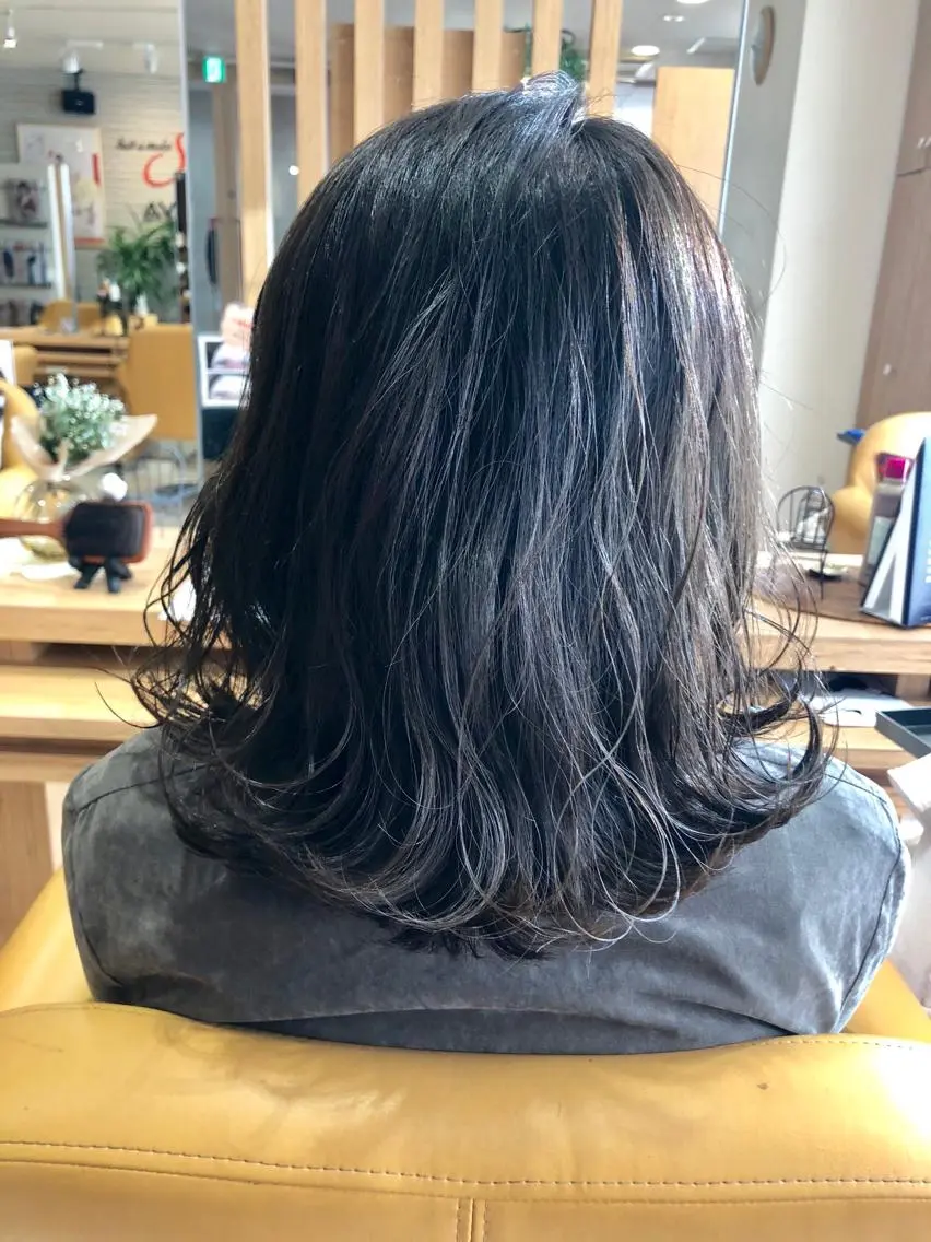 ミディアム 長谷川 智也/ディレクターのヘアスタイル