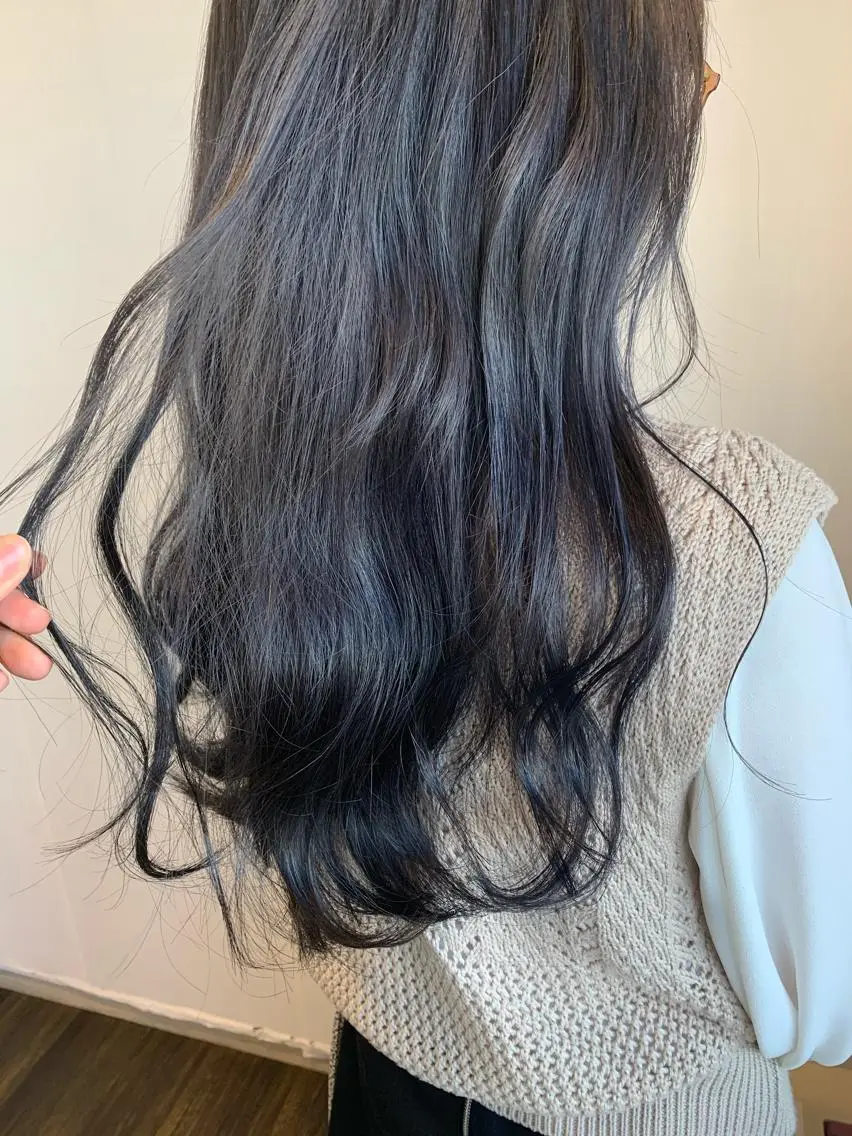 ロング カラー ブリーチ 透明感カラー パープルカラー 🌿‬ ܸAir 透明感🌱西村知佳のヘアスタイル