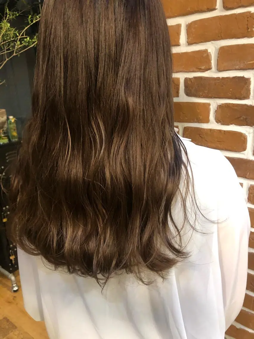 ロング ヘアカラー トリートメント ✨色持ちの良い艶 カラー✨蟹江真世のヘアスタイル