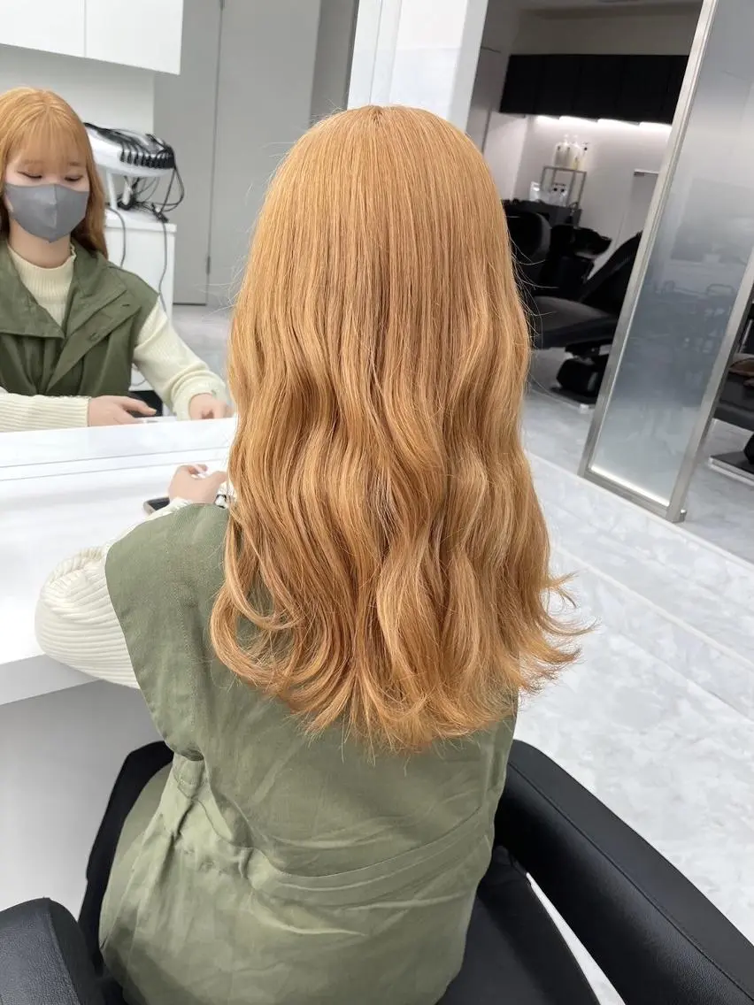 カラー ナチュラル可愛い◎ 推しカラー🤍池袋のヘアスタイル