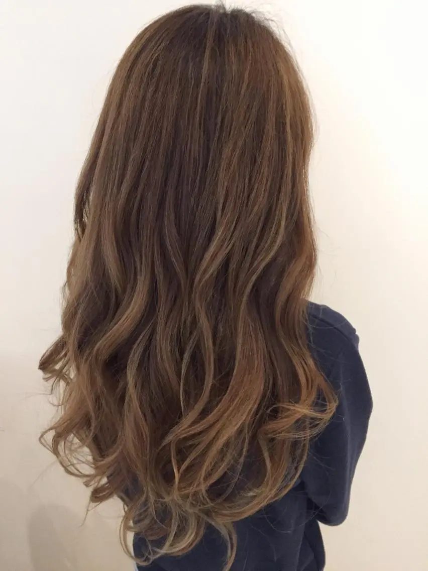 ロング カラー ベージュカラー ◇おの あすか◇のヘアスタイル
