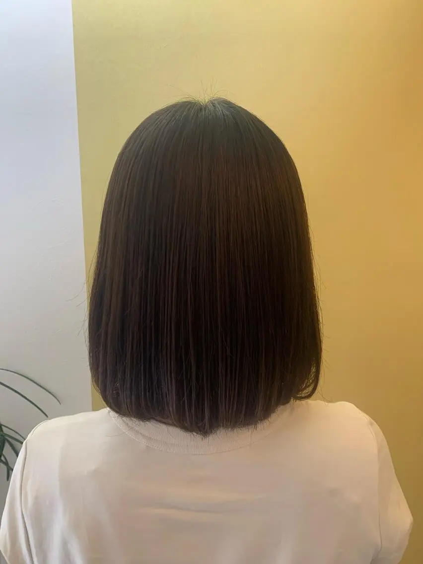 ミディアム パーマ ストレートパーマ カット 縮毛矯正 トリートメント hubhair レイヤー/透明感のヘアスタイル