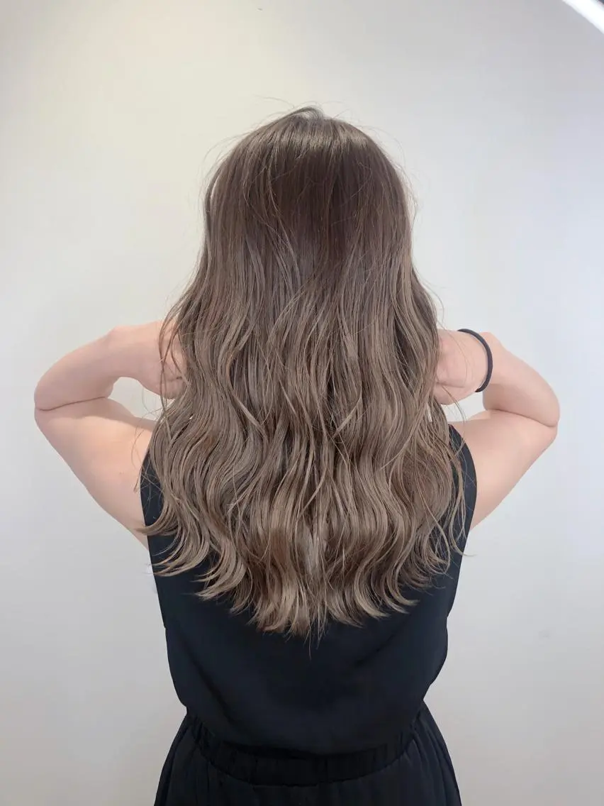 ロング カラー ヘアカラー トリートメント 関 京磨のヘアスタイル
