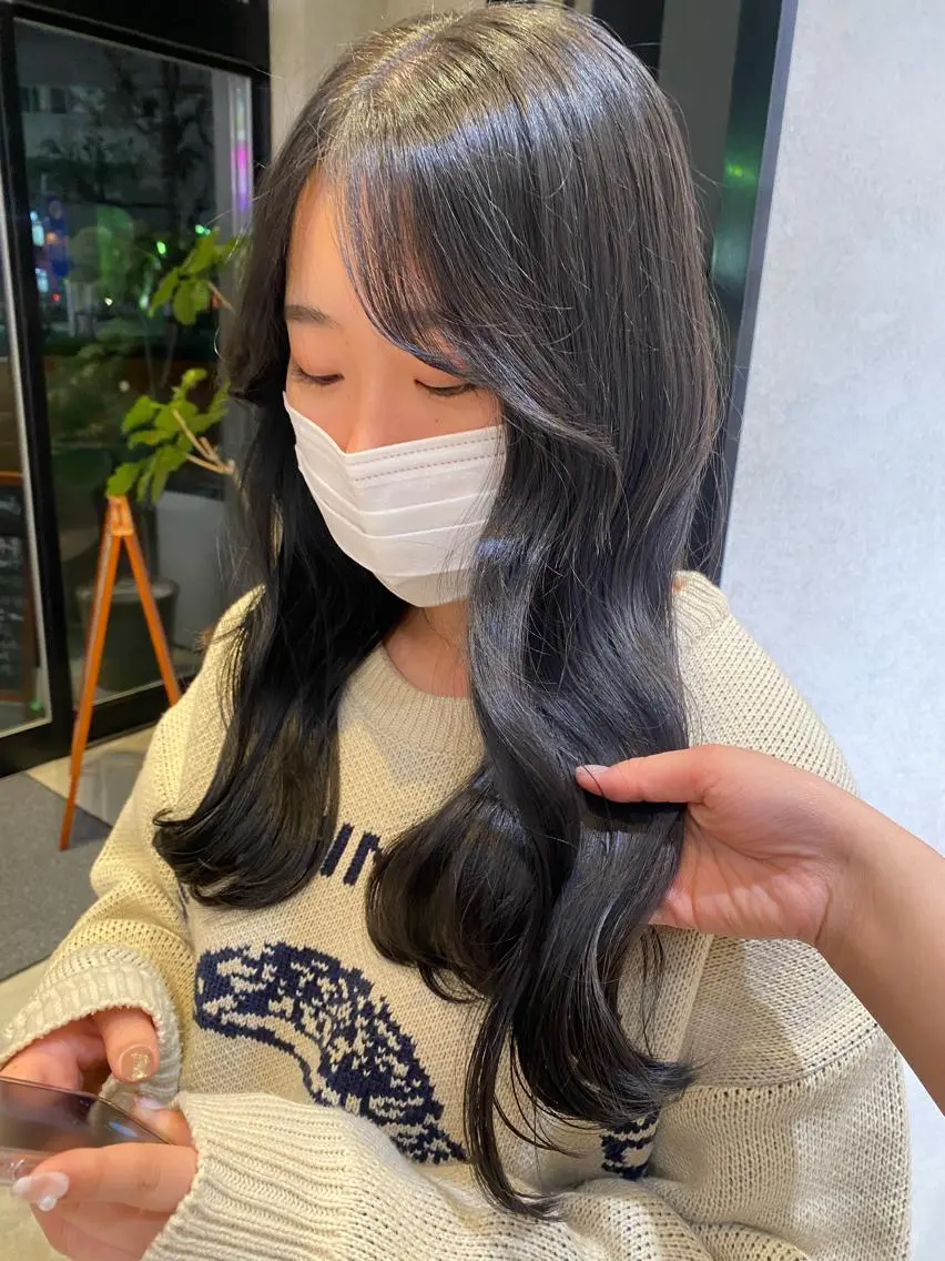 ロング カラー ヘアアレンジ 黒髪 透明感カラー yuuri🎀/大宮 /韓国ヘア/レイヤーのヘアスタイル