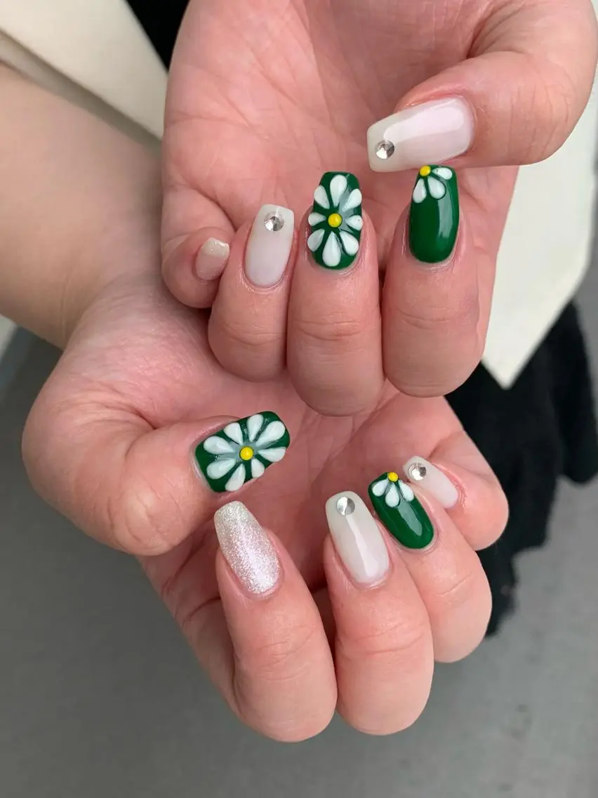 ネイル ハンドネイル フットネイル Nailsalon Fave/Rinaのネイルデザイン
