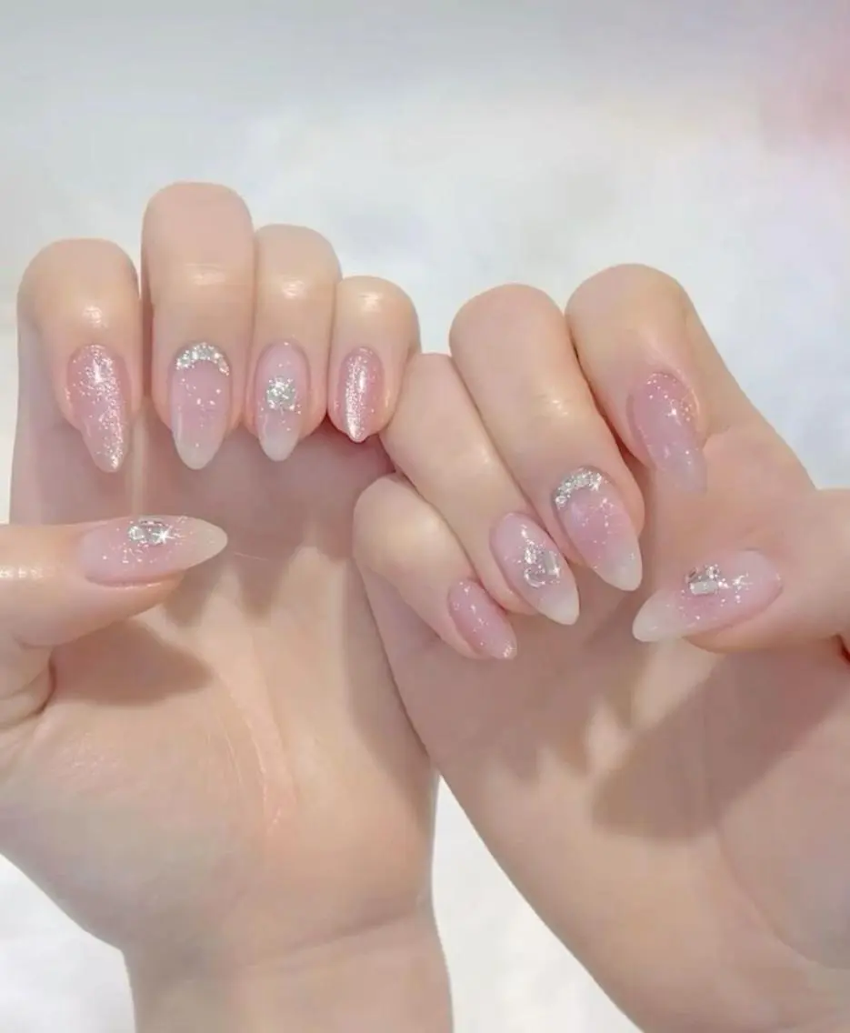 ネイル フレンチネイル ハート 韓国ネイル レース ニュアンスネイル ボニー Coco nailのネイルデザイン