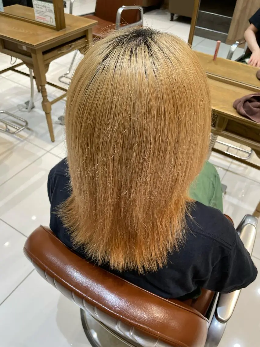 ミディアム トリートメント 透明感カラー×ヘア アレンジ🪽しおりのヘアスタイル