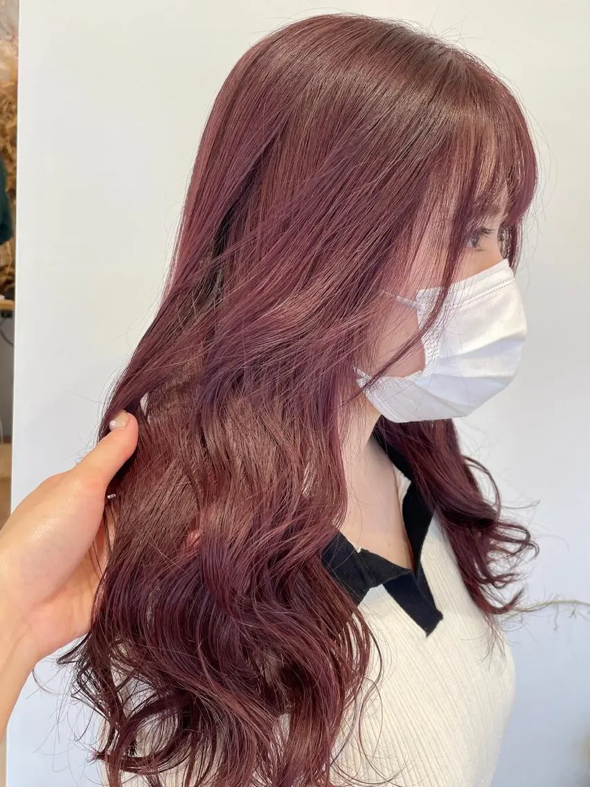 カラー ブラウンカラー ピンクカラー ピンクパープル パープルブラウン 三村 桜生のヘアスタイル