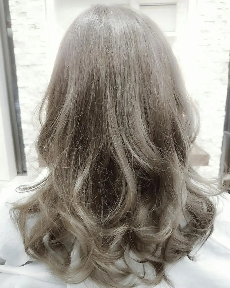 セミロング ミディアム ロング カラー グレージュ 30代からの上質な ヘアケア 大西のヘアスタイル