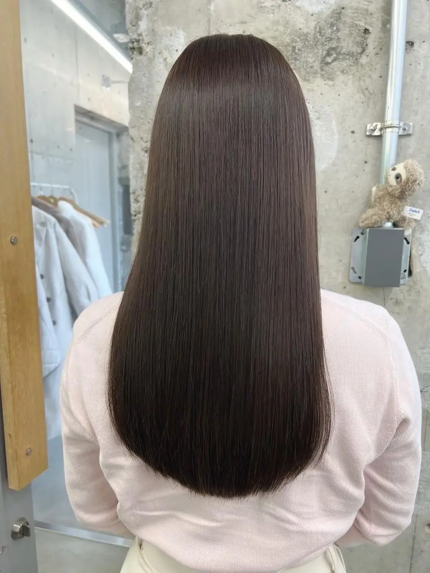 セミロング ヘアアレンジ パーマ カラー セミロングパーマ アディクシーカラー ベージュカラー ケアカラー 透明感カラー ヘアカラー トリートメント ヘアケア特化型サロン newi 梅田のヘアスタイル