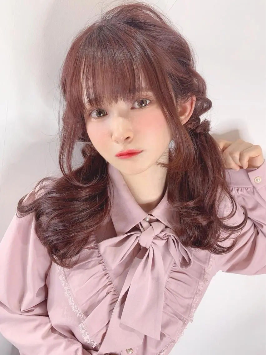 ミディアム ヘアアレンジ TAKAHASHI LEAPSのヘアスタイル
