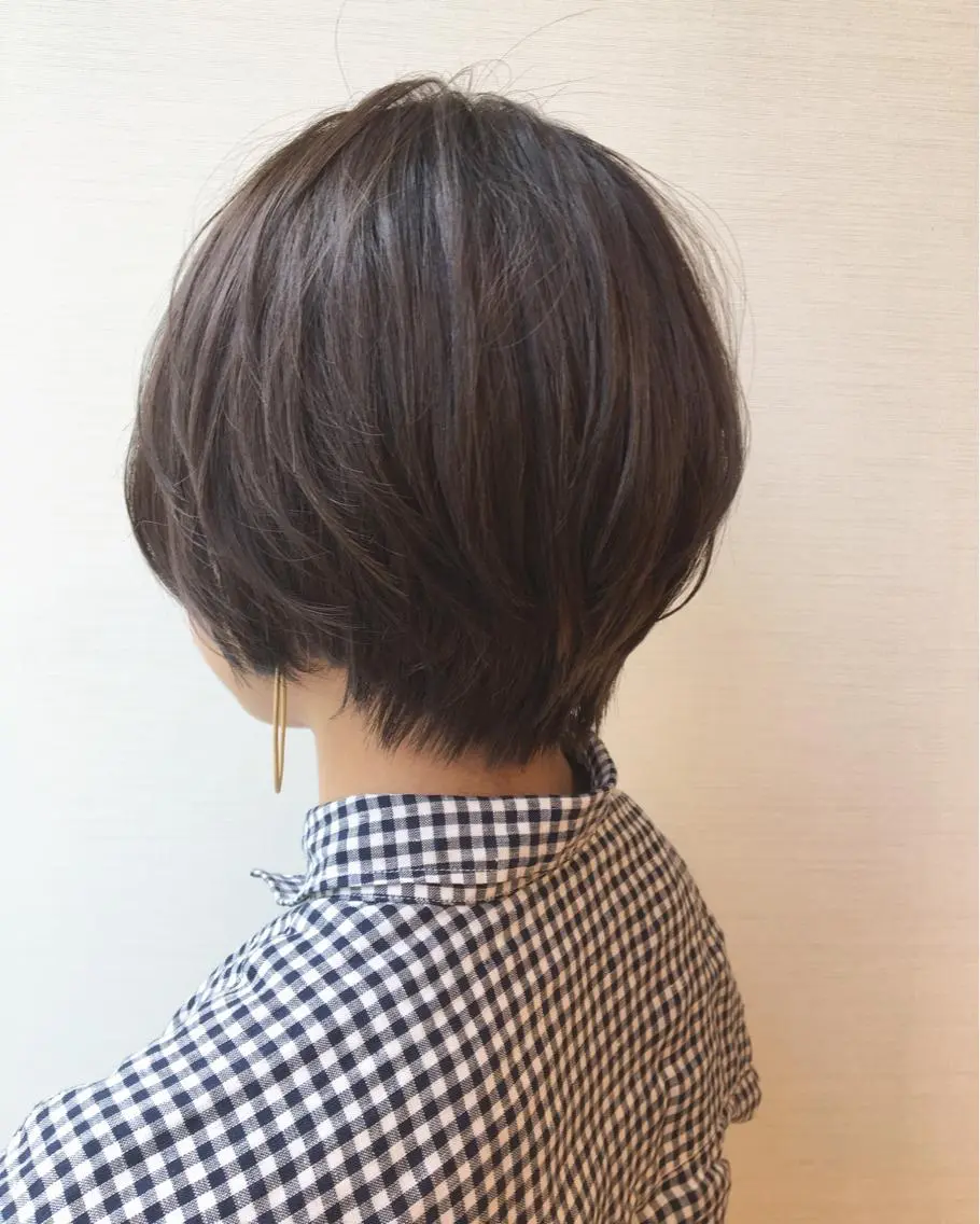 ショート カラー ヘアアレンジ 白浜 サキのヘアスタイル