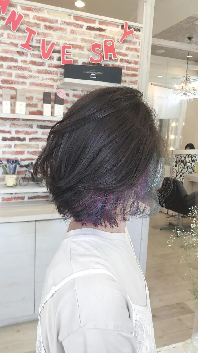 カラー インナーカラー ユニコーンカラー 東恩納 誠のヘアスタイル