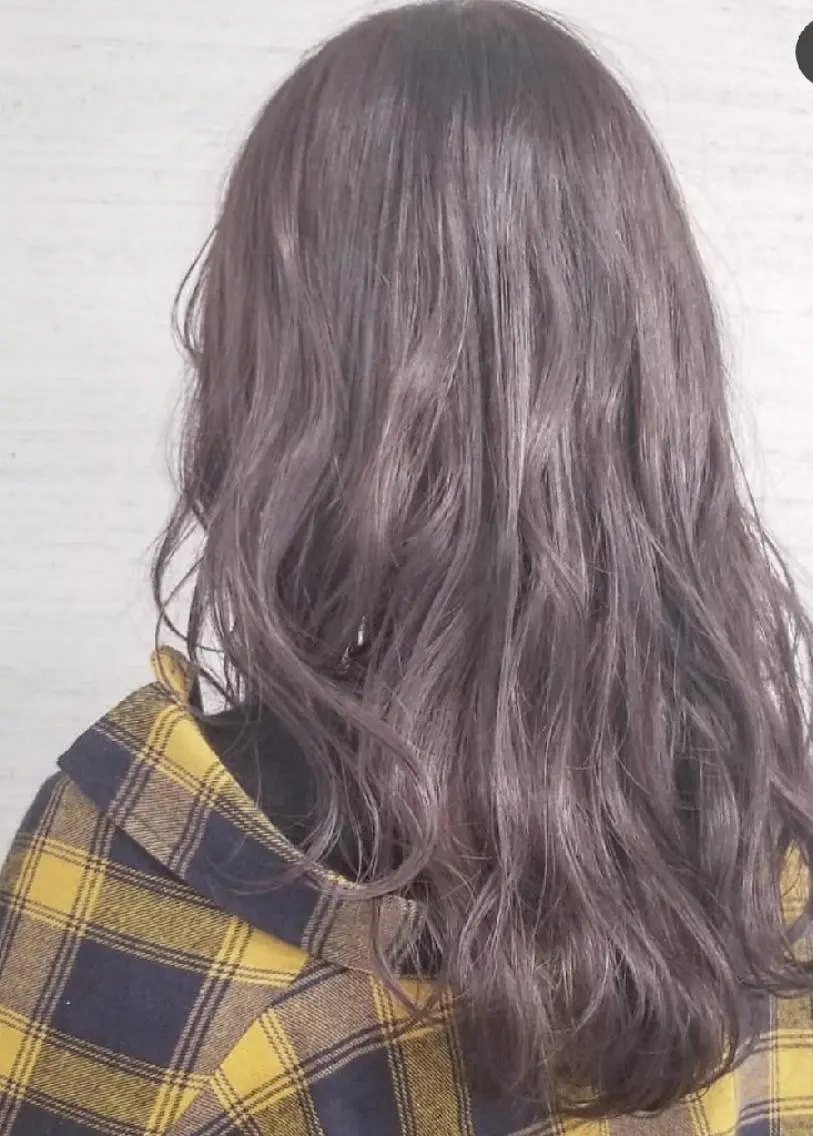 ロング カラー アッシュ 透明感カラー パープルカラー パープルアッシュ 石井 静のヘアスタイル