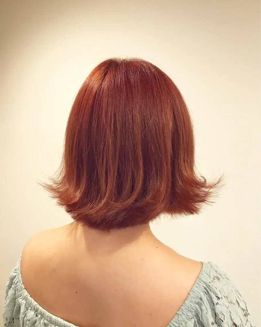 ショート カラー ダブルカラー ピンクカラー 外ハネヘア ヘアカラー トリートメント エイト ウメダのヘアスタイル