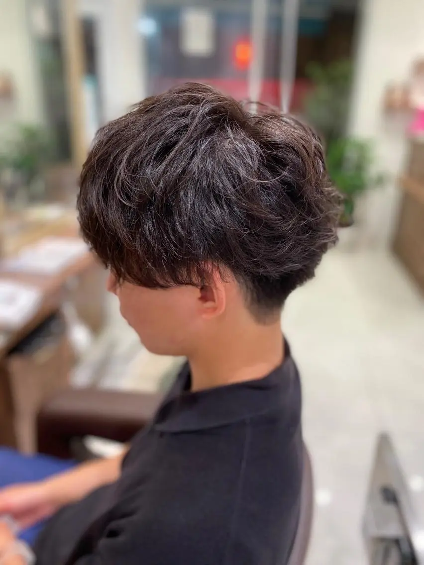 パーマ ハイトーン&透明感 カラー☘️片山優陽のヘアスタイル