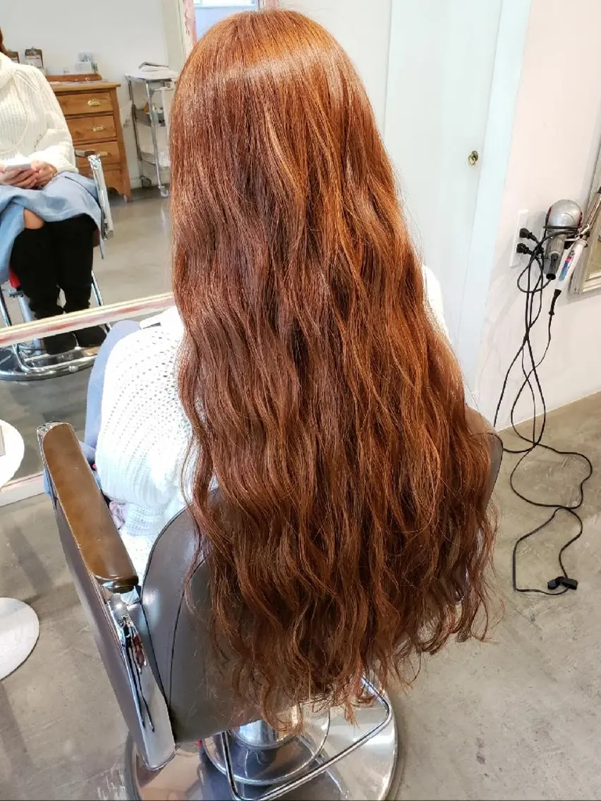 ロング カラー ヘアアレンジ オレンジ 成瀬 弘光のヘアスタイル