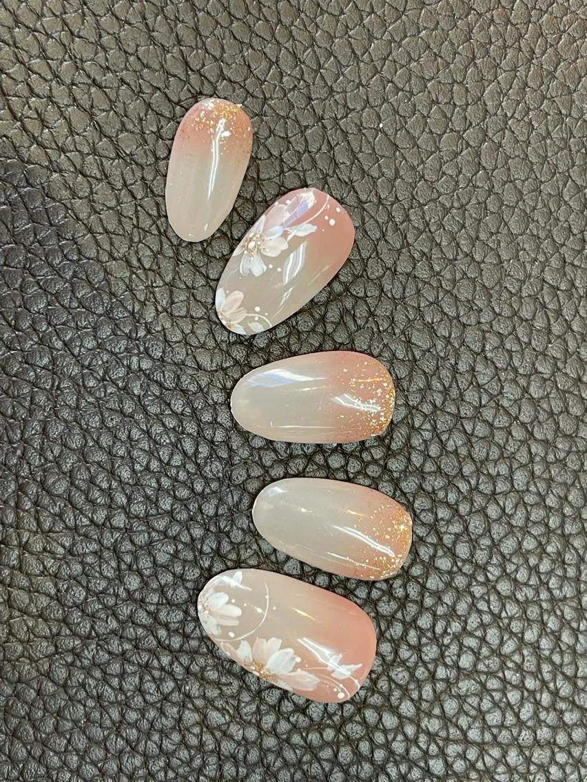 ネイル グラデーション ピンク 春ネイル ハンドネイル ハンドケア FASTNAIL PLUS 新宿店のネイルデザイン