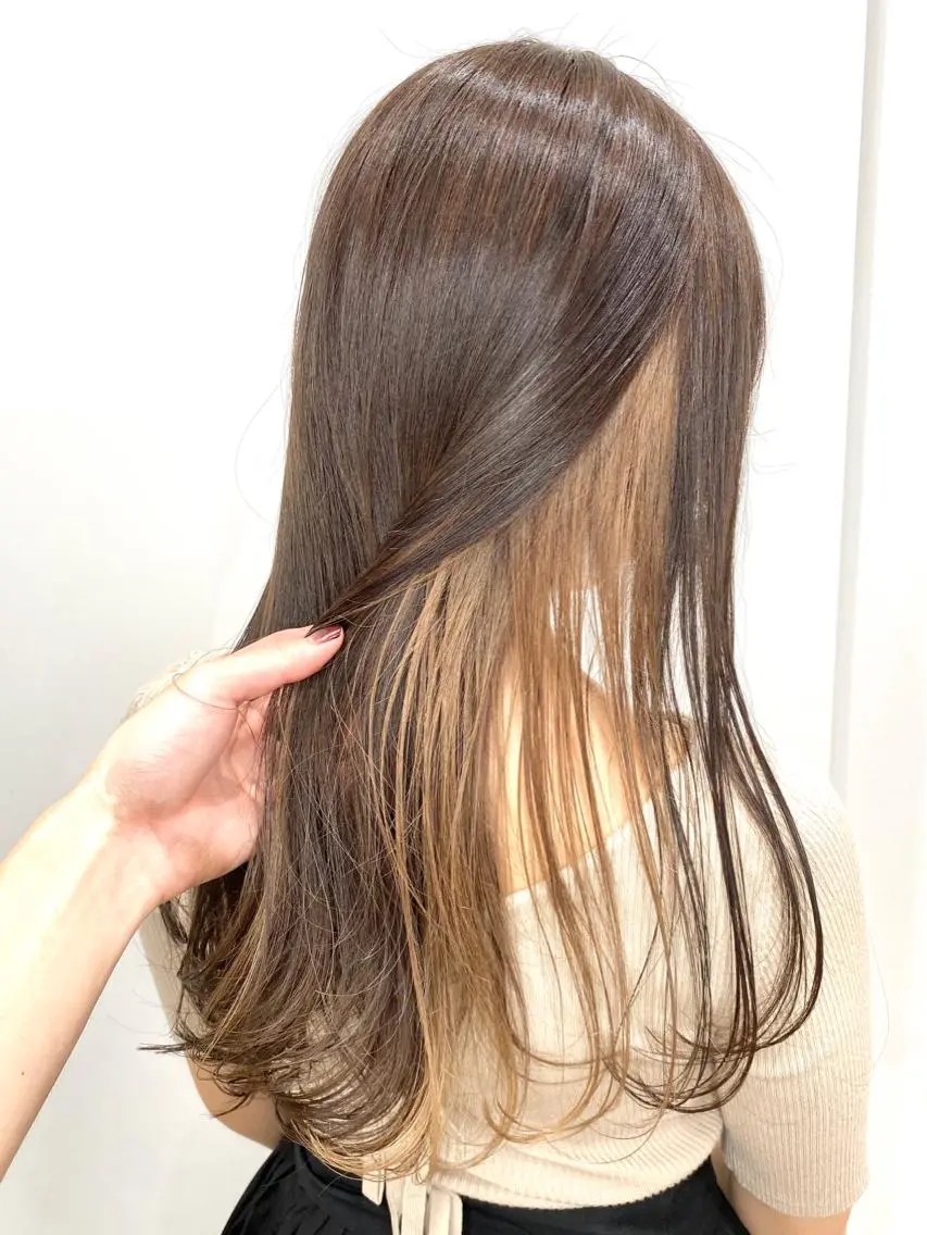 セミロング カラー 🌙HIZUKI🌙 ハイトーン 艶髪のヘアスタイル