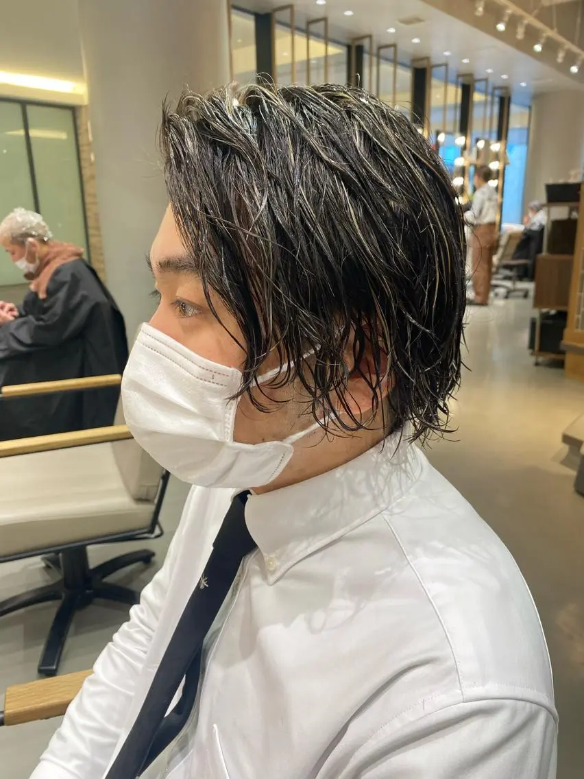 ミディアム カラー パーマ メンズ unopulir 景山 凌のヘアスタイル