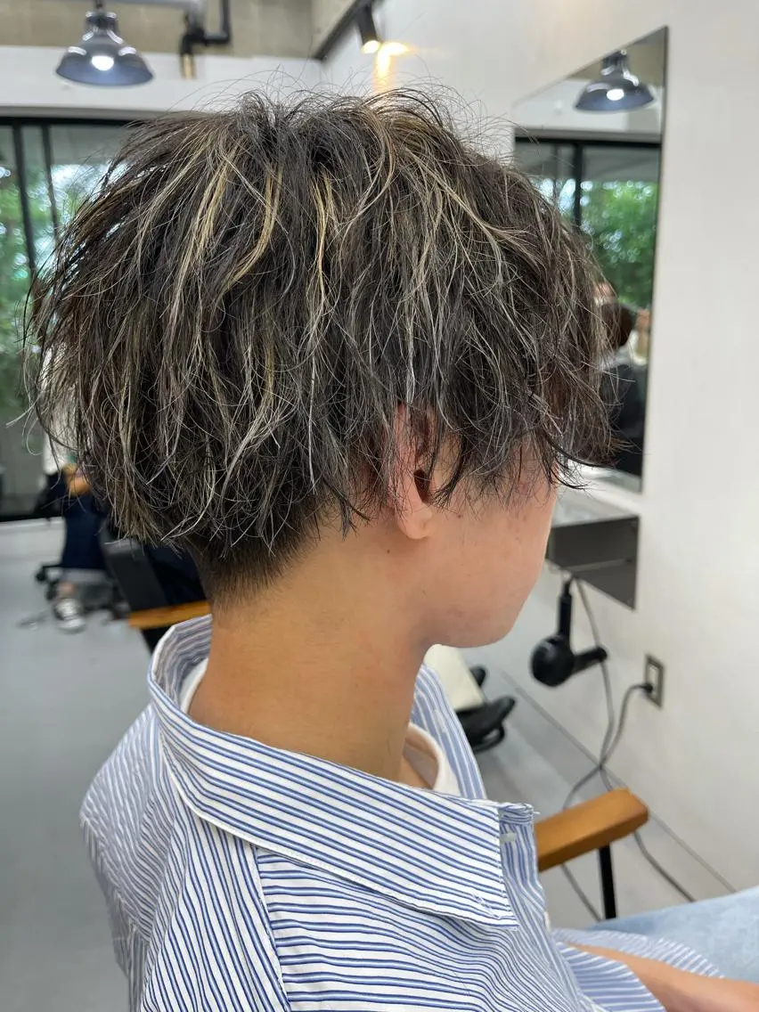 カラー メンズ カット ヘアカラー 森本裕/オーナー/ ハイトーン/パーマのヘアスタイル